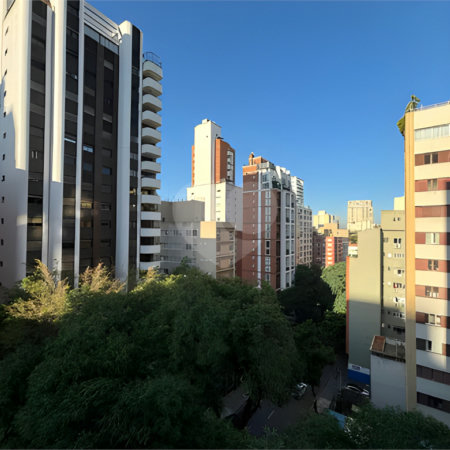 Apartamento à venda com 3 quartos, sendo 1 suíte, em Cerqueira César, São Paulo, SP