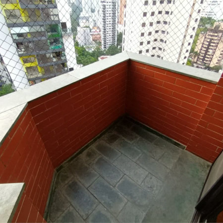 Apartamento à venda com 3 quartos, sendo 1 suíte, em Vila Andrade, São Paulo, SP