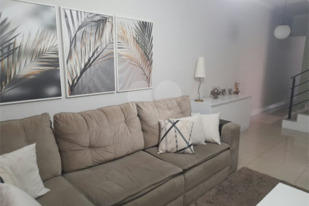 Casa à venda com 3 quartos, sendo 1 suíte,  em Vila Suissa, Mogi das Cruzes, SP