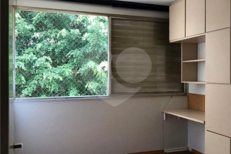 Apartamento à venda com 3 quartos, sendo 1 suíte, em Perdizes, São Paulo, SP