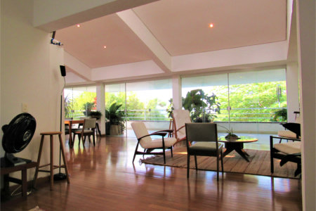 Casa à venda com 3 quartos, sendo 1 suíte, em Guarapiranga, São Paulo, SP