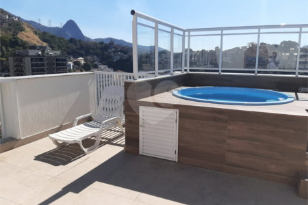Cobertura à venda com 3 quartos, sendo 2 suítes,  em Tijuca, Rio de Janeiro, RJ