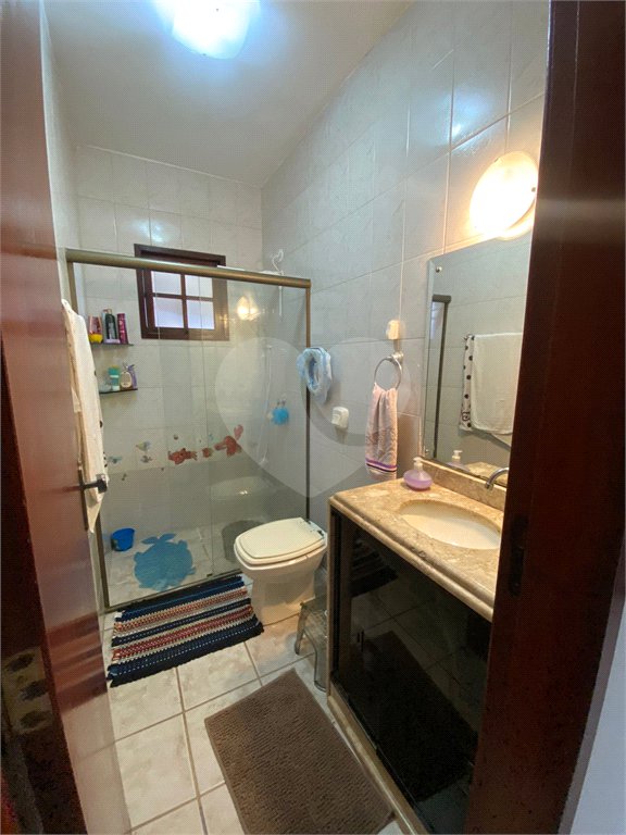 Casa em condomínio à venda com 4 quartos, sendo 1 suíte, em Baleia, São Pedro da Aldeia, RJ