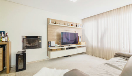 Casa à venda com 4 quartos, sendo 2 suítes, no condomínio Domus, São Paulo - SP