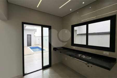 Casa à venda com 3 quartos, sendo 1 suíte, no condomínio Villagio Milano, Sorocaba - SP