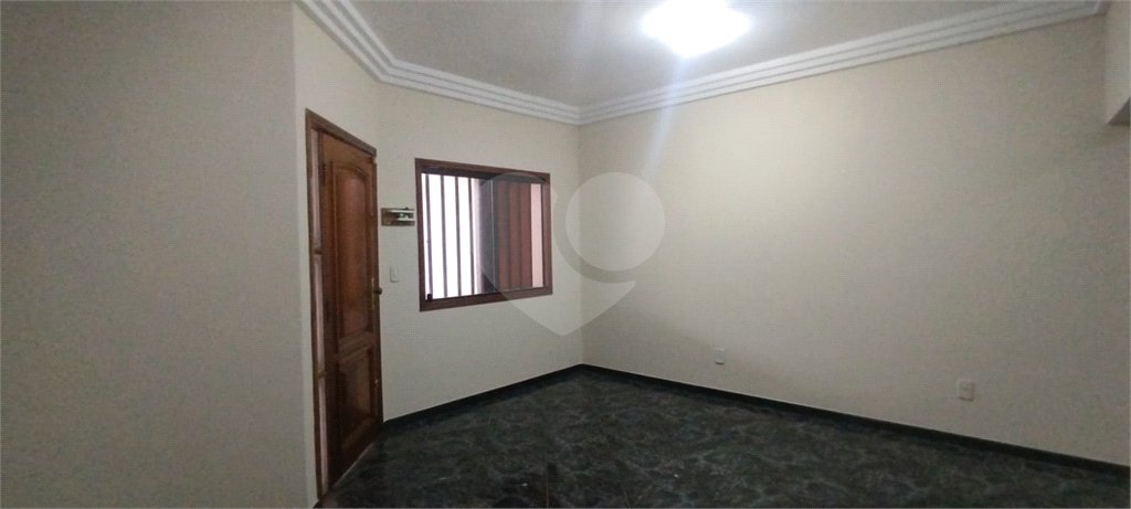Casa à venda com 3 quartos, sendo 2 suítes,  em Jardim Maria do Carmo, Sorocaba, SP
