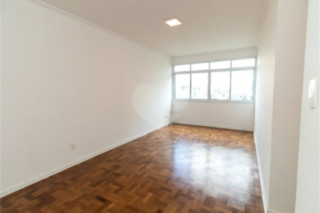 Apartamento à venda com 3 quartos, sendo 1 suíte, em Pinheiros, São Paulo, SP