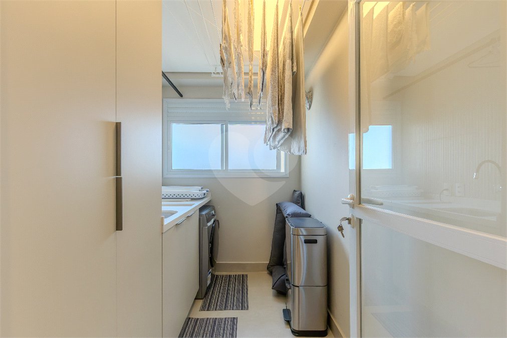 Apartamento à venda com 2 suítes em Santo Amaro, São Paulo, SP