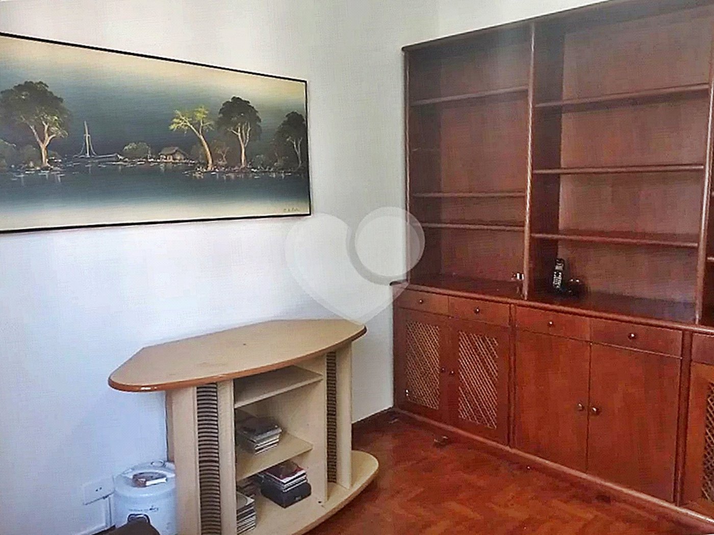Sobrado à venda com 4 quartos, sendo 1 suíte, em Tremembé, São Paulo, SP