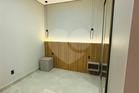 Casa à venda com 3 quartos, sendo 1 suíte, no condomínio Vila Ytu, Indaiatuba - SP