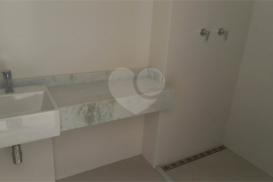 Apartamento à venda com 3 suítes em Santana, São Paulo, SP