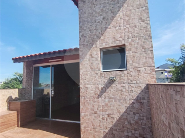 Sobrado à venda com 2 quartos, sendo 1 suíte, em Parque Novo Oratório, Santo André, SP
