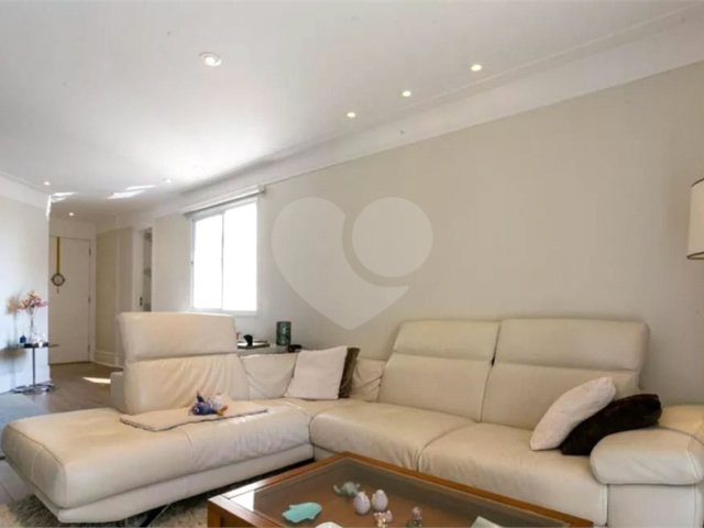 Apartamento à venda com 3 suítes em Santana, São Paulo, SP