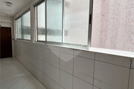 Apartamento à venda com 2 quartos em Bela Vista, São Paulo, SP