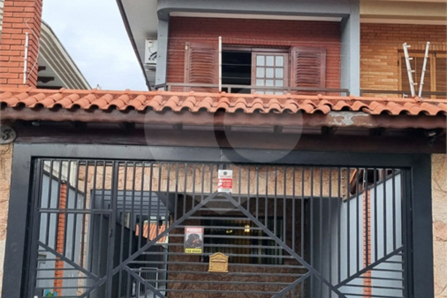 Sobrado à venda com 4 quartos, sendo 2 suítes, em Vila Barreto, São Paulo, SP
