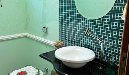 Casa Térrea à venda com 5 quartos, sendo 1 suíte,  em Vila Santana, Mogi das Cruzes, SP
