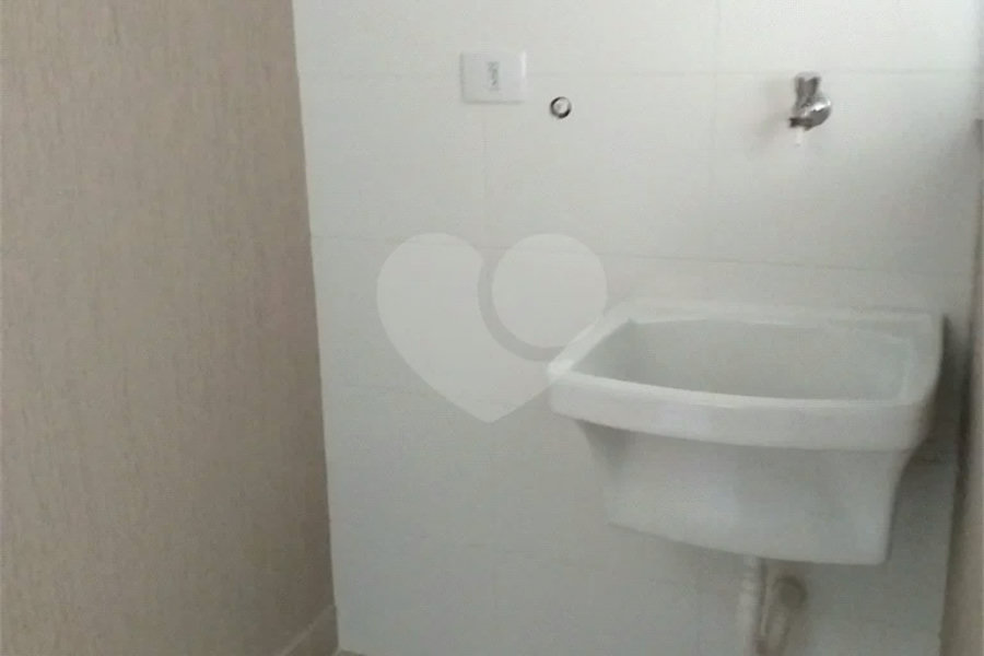 Casa à venda com 2 suítes no condomínio martinha, São Paulo - SP