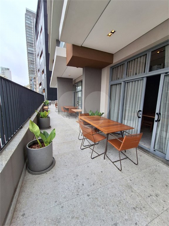 Apartamento à venda com 3 suítes em Sumarezinho, São Paulo, SP