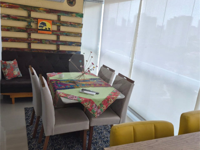Apartamento à venda com 3 quartos, sendo 2 suítes,  em Vila Mariana, São Paulo, SP