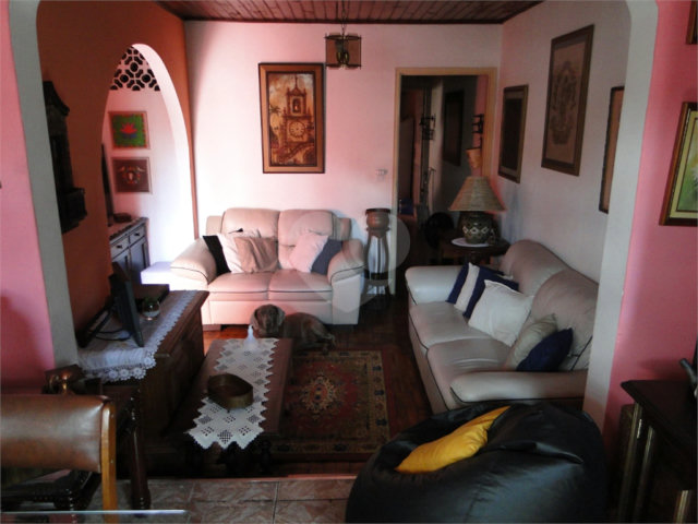 Sobrado à venda com 2 quartos em Vila Guarani, São Paulo, SP