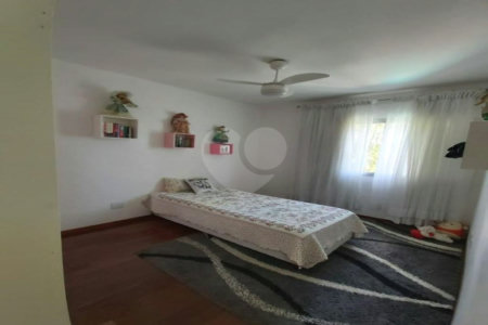 Apartamento à venda com 3 quartos, sendo 1 suíte, em Vila Andrade, São Paulo, SP