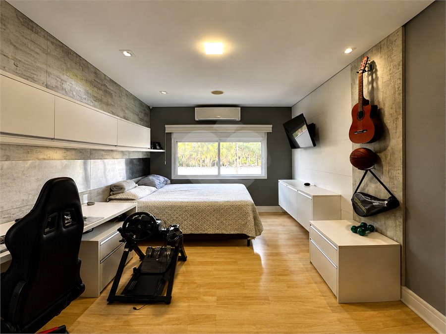 Casa à venda com 3 suítes no condomínio Village D'avignon, Sorocaba - SP