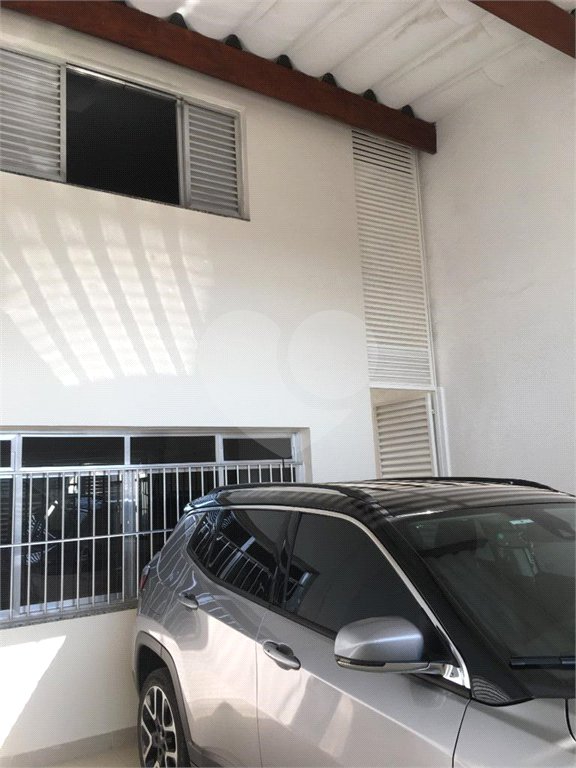 Sobrado à venda com 2 suítes em Jardim Nova Itaquá, Itaquaquecetuba, SP