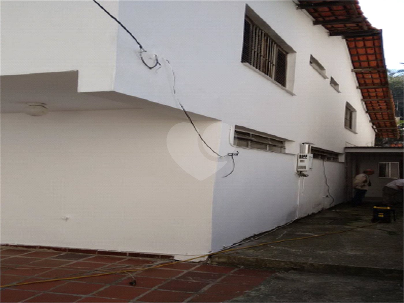 Casa à venda com 3 suítes em Jardim das Vertentes, São Paulo, SP