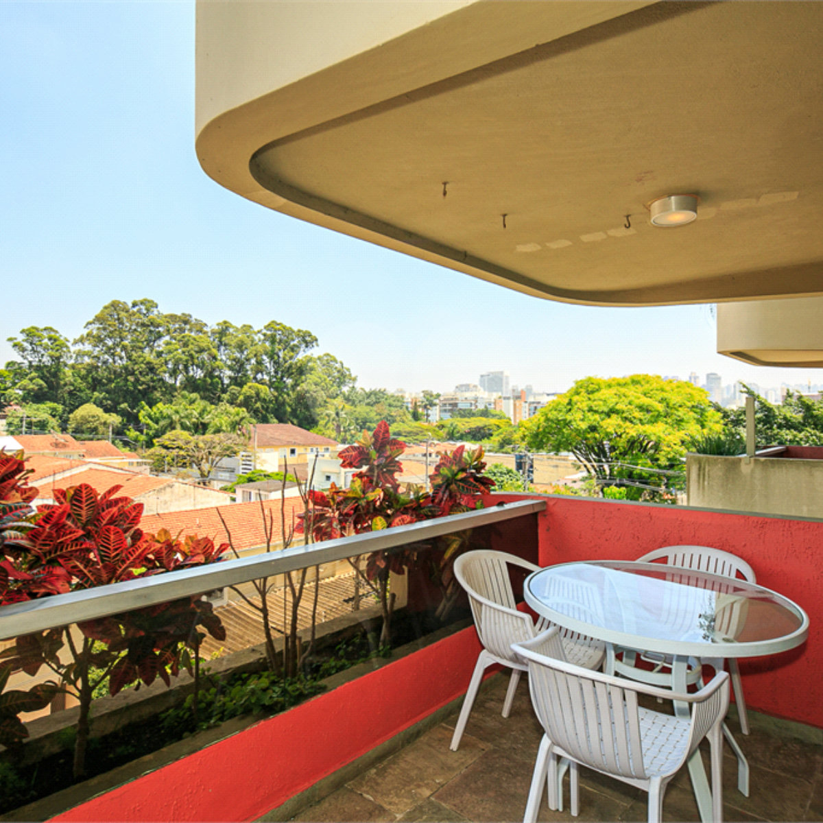 Apartamento à venda com 3 quartos, sendo 1 suíte, em Chácara Santo Antônio, São Paulo, SP