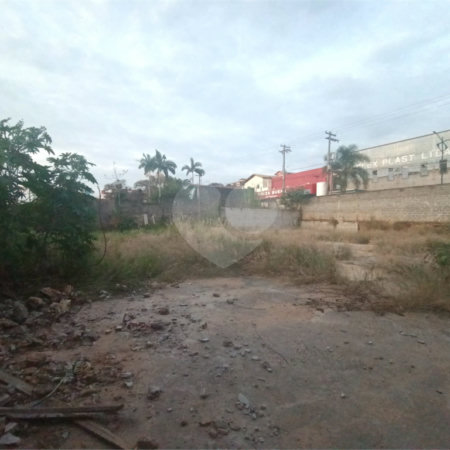 Terreno à venda no Centro, Bom Jesus dos Perdões, SP