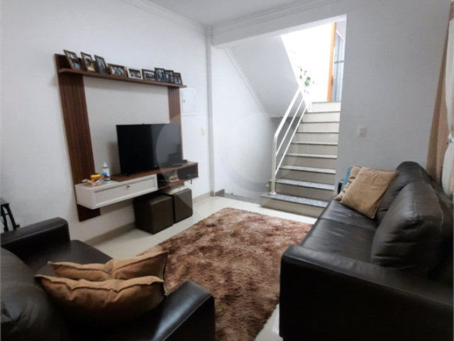 Sobrado à venda com 3 quartos, sendo 2 suítes,  em Vila Mazzei, São Paulo, SP