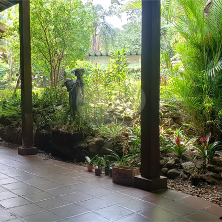 Sobrado à venda com 4 quartos, sendo 2 suítes, em Jardim Marajoara, São Paulo, SP