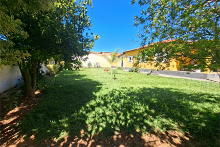 Casa à venda com 3 quartos, sendo 1 suíte,  em Tatetú, Alambari, SP