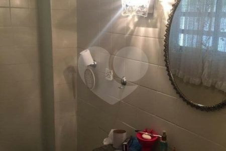 Sobrado à venda com 4 quartos, sendo 1 suíte, em Vila Mariana, São Paulo, SP