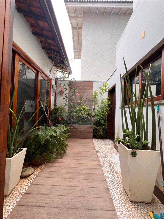 Casa à venda com 5 quartos, sendo 3 suítes,  no condomínio Real Park -  Vila Oliveira, Mogi das Cruzes - SP