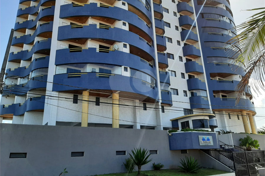 Apartamento à venda com 2 quartos, sendo 1 suíte, em Vera Cruz, Mongaguá, SP
