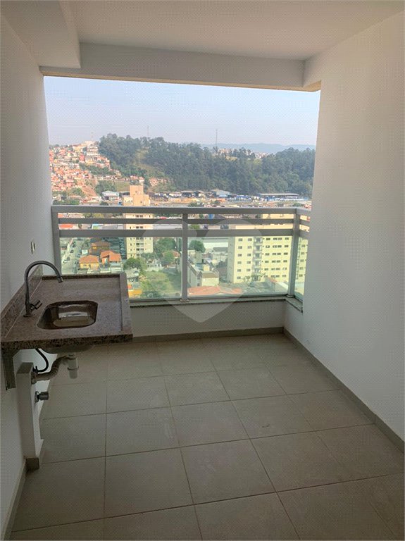 Apartamento à venda com 2 quartos, sendo 1 suíte, em Vila Galvão, Guarulhos, SP