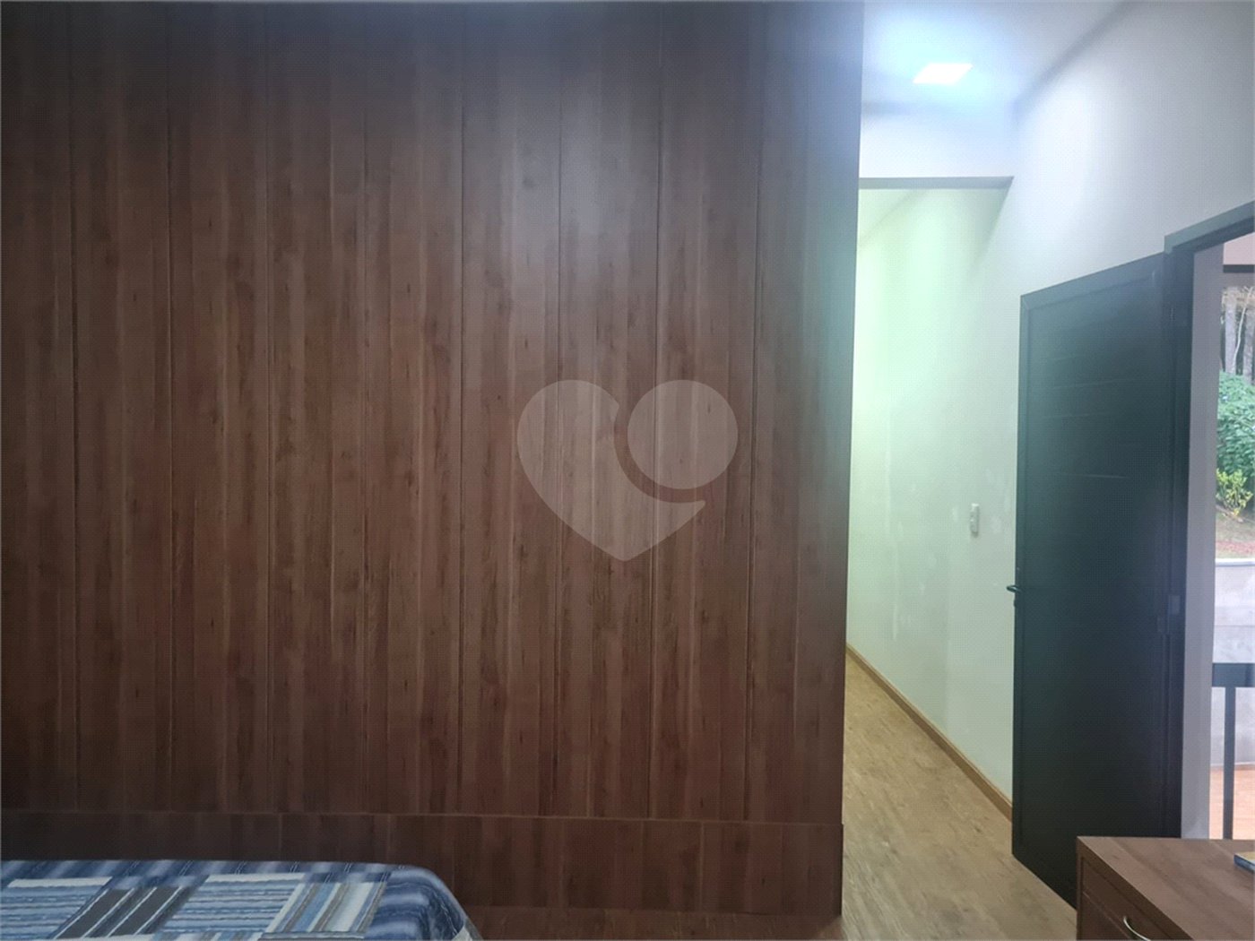 Terreno à venda com 4 suítes no condomínio Granja Anita, Mogi das Cruzes - SP