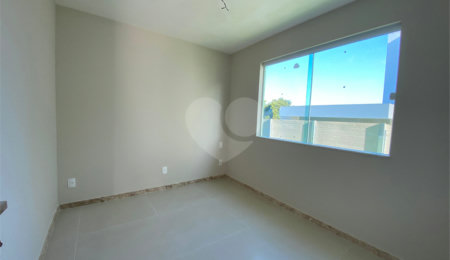 Casa à venda com 4 quartos, sendo 3 suítes,  em Orla Norte, Porto Seguro, BA