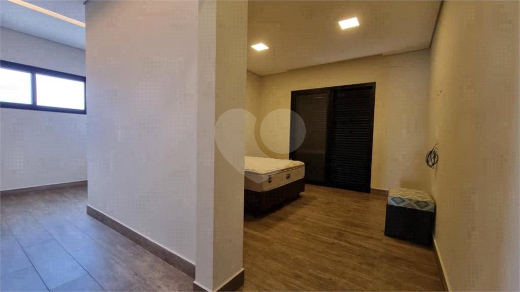 Casa à venda com 3 suítes no condomínio Portal dos Bandeirantes, Salto - SP