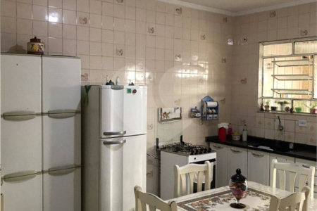 Casa à venda com 2 quartos em Jardim Ivonete, Poá, SP