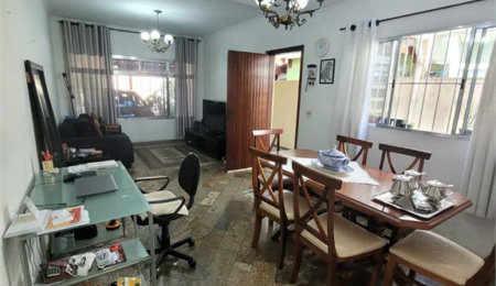Sobrado à venda com 3 quartos, sendo 1 suíte,  em Jardim da Glória, Cotia, SP