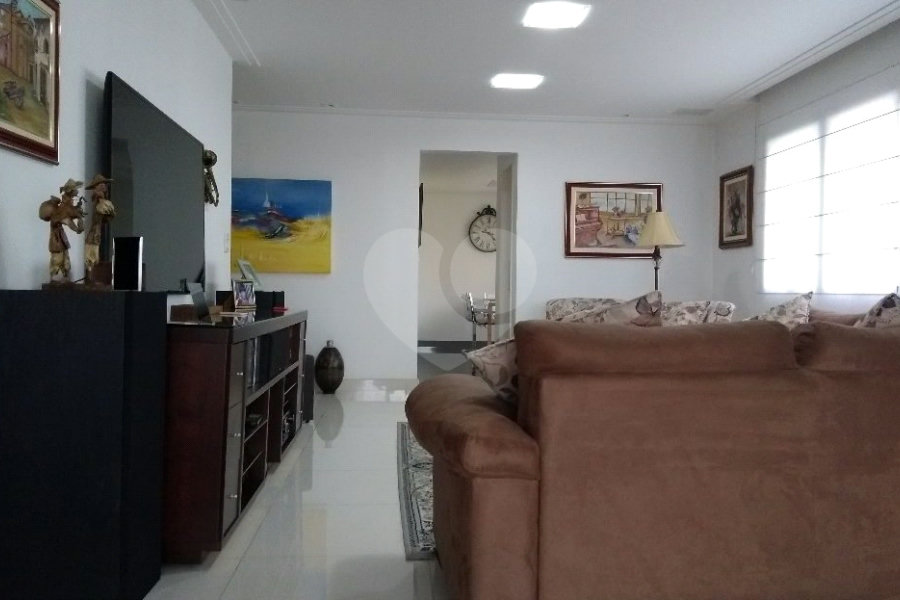 Apartamento à venda com 4 quartos, sendo 2 suítes, em Santana, São Paulo, SP