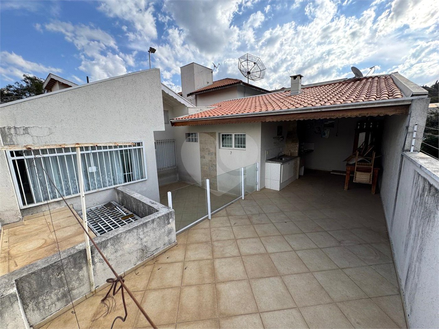 Casa à venda com 4 quartos, sendo 1 suíte, em Jardim das Samambaias, Jundiaí, SP