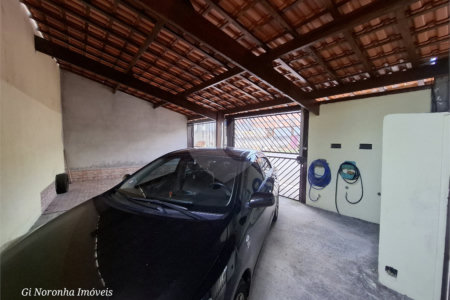 Casa à venda com 2 quartos, sendo 1 suíte, no condomínio Residencial Mirage, Mogi das Cruzes - SP
