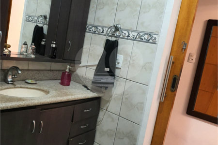 Sobrado à venda com 2 quartos, sendo 1 suíte, em Jardim Meliunas, São Paulo, SP