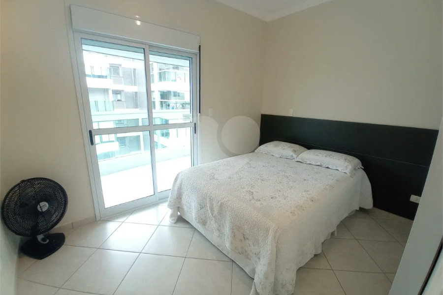 Apartamento à venda com 3 quartos, sendo 1 suíte,  em Riviera de São Lourenço, Bertioga, SP