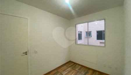 Apartamento à venda com 2 quartos em Guaratiba, Rio de Janeiro, RJ