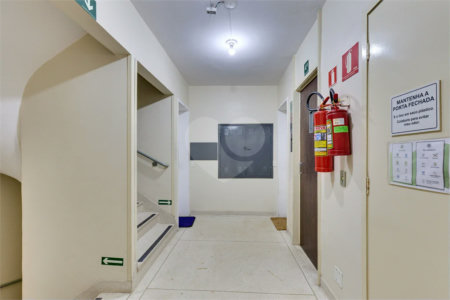 Apartamento à venda com 4 quartos, sendo 1 suíte, em Jardim Marajoara, São Paulo, SP