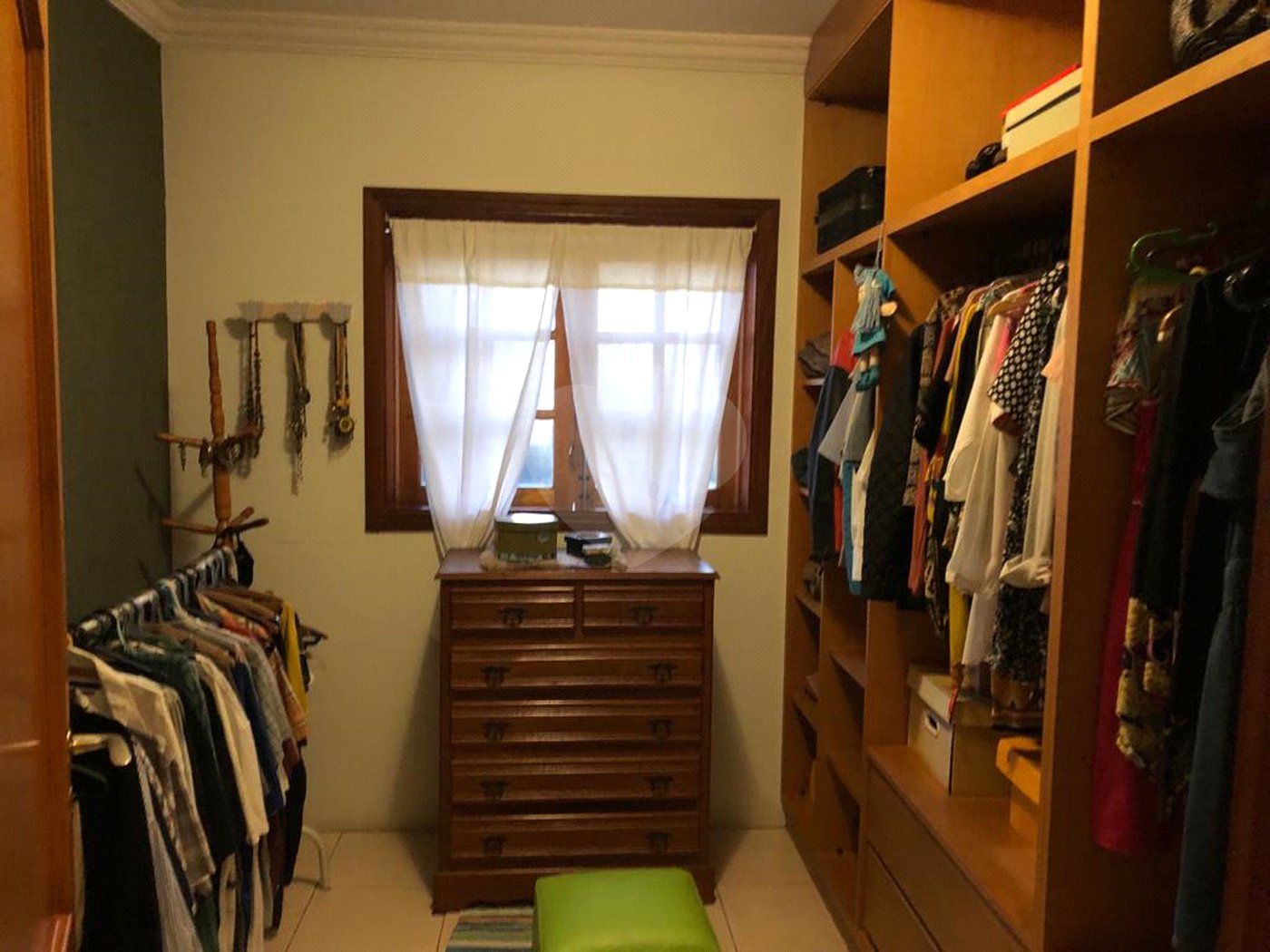 Casa à venda com 3 quartos, sendo 2 suítes, no condomínio Residencial Vivendas Piccolo Paese, Salto - SP
